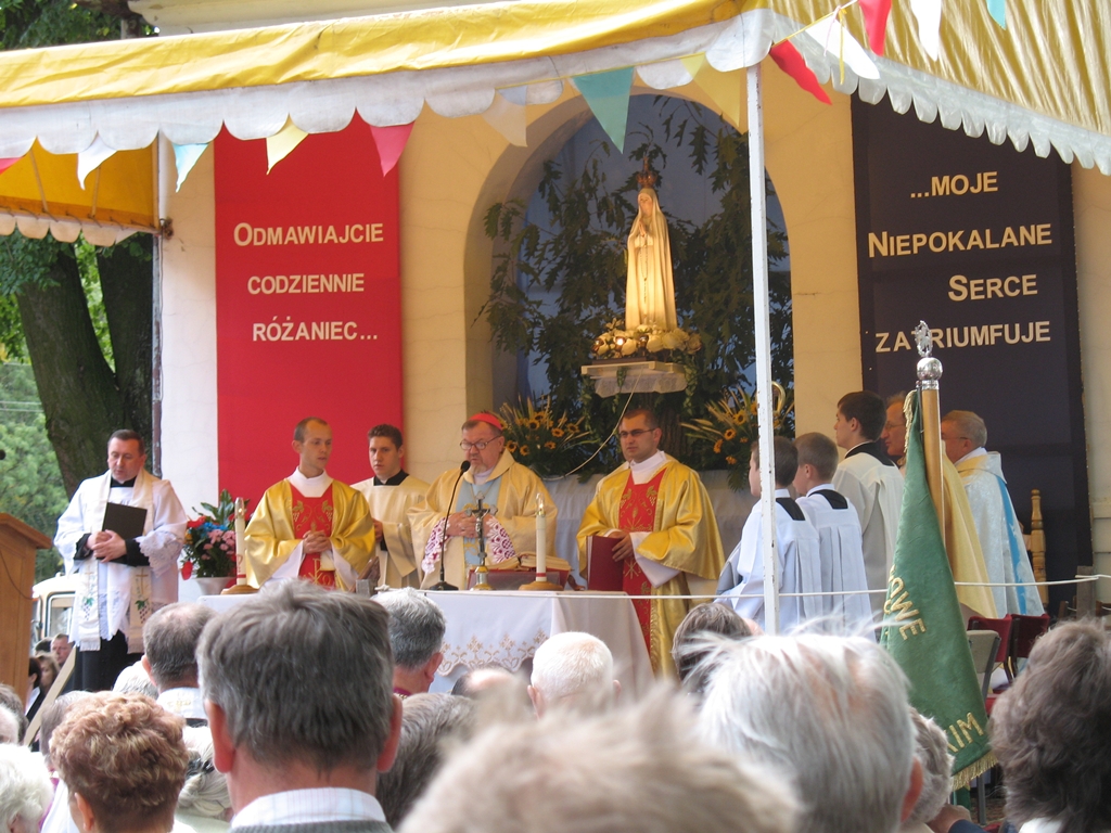 Biskup Antoni Dydycz podczas Mszy Świętej